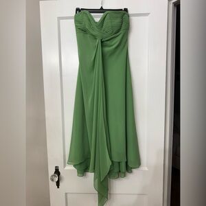 David’s Bridal strapless green bridesmaid dress size 4